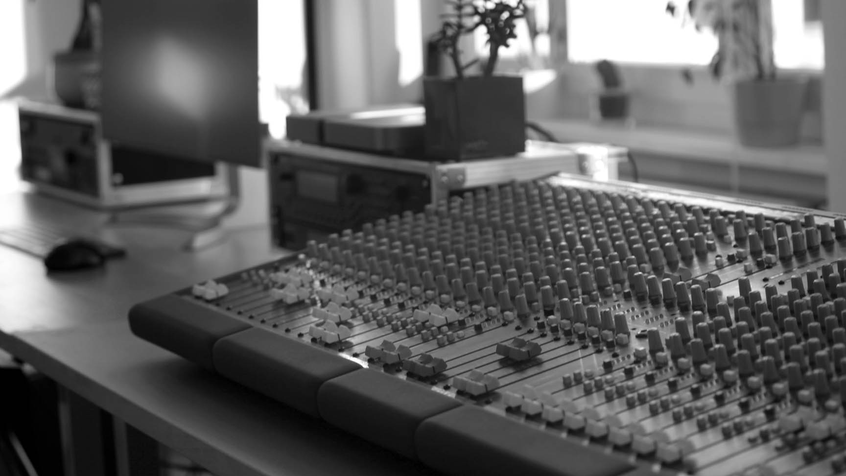CYAN Studio - Photo 12